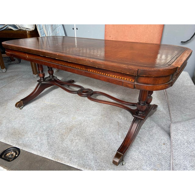 1930s Antique Leather Top Federal Style Mahogany Hollywood Regency Coffee Table For Sale - Image 5 of 12