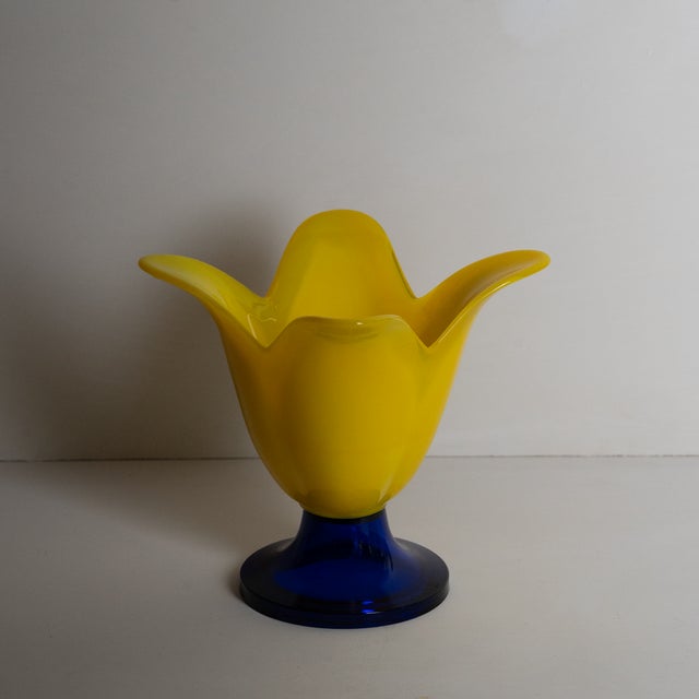 Studio Nova Art Glass Lily Vase, Portugal For Sale In Phoenix - Image 6 of 6