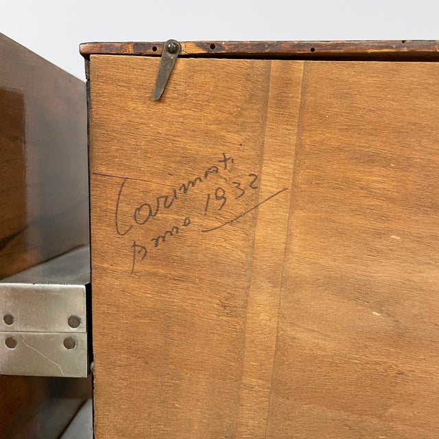 Italian Art Deco Wooden and Metal Table Clock, 1930s For Sale - Image 14 of 15