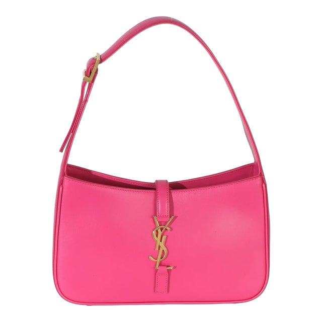 Pink Smooth Calfskin Le 5 7 Small Hobo For Sale