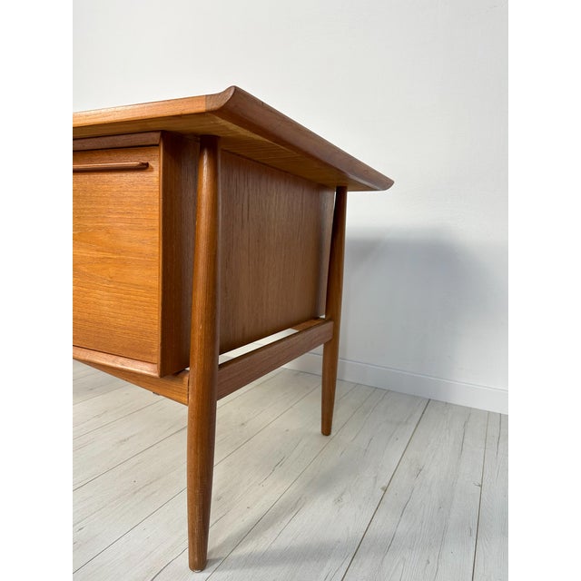 Brown Vintage Danish Mid-Century Teak Writing Desk by Arne Vodder for H.P. Hansen, 1960s For Sale - Image 8 of 15