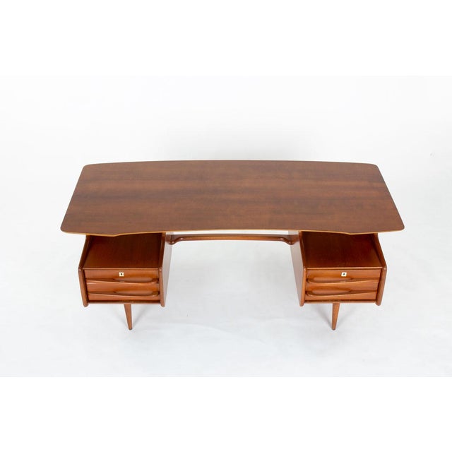 1950s Vintage Executive Desk in Mahogany by Jacques Hauville, 1950s For Sale - Image 5 of 13