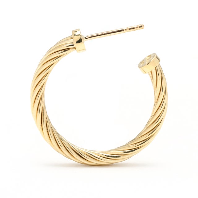 Modern David Yurman Large Twisted Hoop Earrings, 18k Yellow Gold, Length 24.8 Mm For Sale - Image 3 of 6
