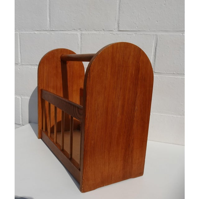 1960s German Magazine Rack in Pine Wood, Germany, GDR, 1960s For Sale - Image 5 of 9