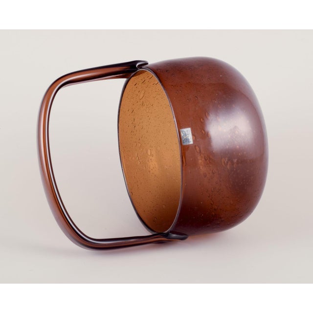 Sargasso Art Glass Bowl with Handle by Kaj Franck for Nuutajärvi Notsjö, 1970s For Sale - Image 6 of 9