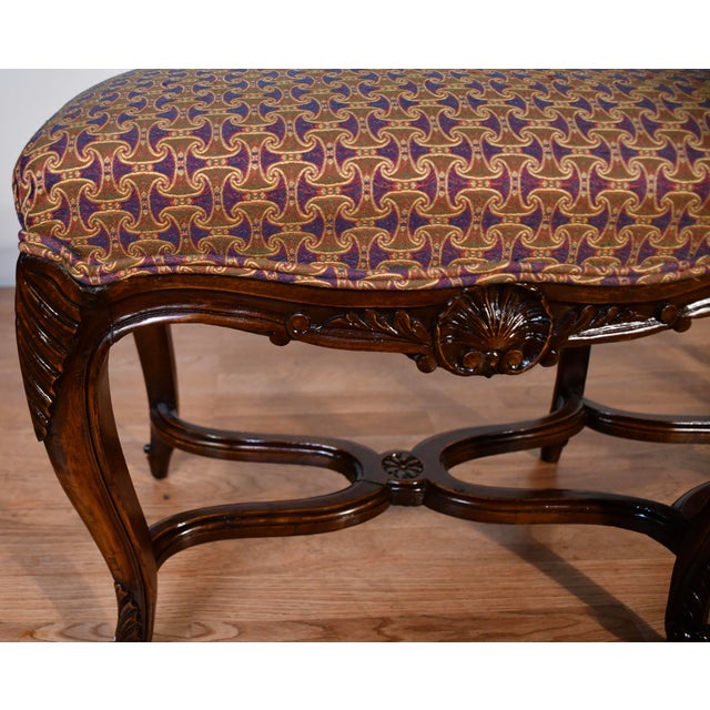 Wood 1910s Antique French Louis XV Walnut Hand Carved Window Bench / New Upholstery For Sale - Image 7 of 16