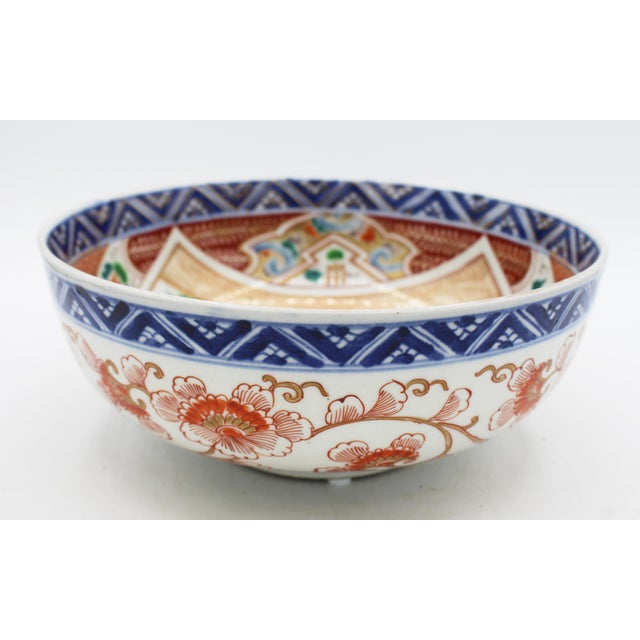 Japanese Circa 1880 Japanese Imari Crane Motif Fruit Bowl For Sale - Image 3 of 7
