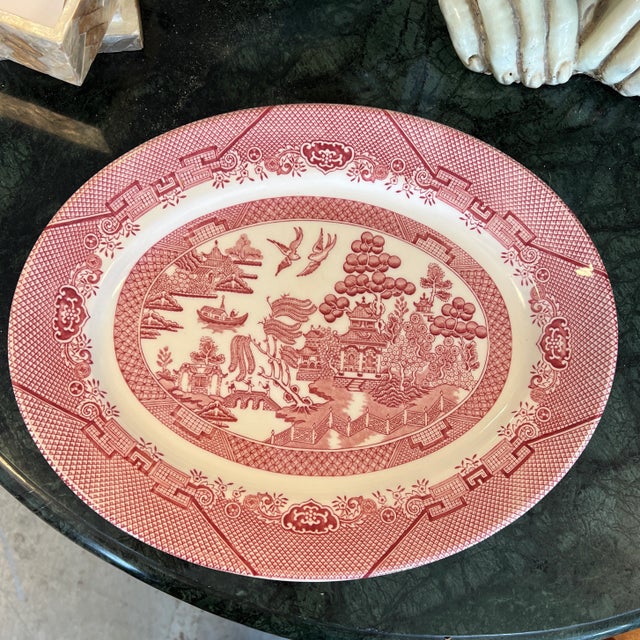 Late 20th Century Late 20th Century Churchill Willow Rosa Pink and White Serving Dish, England For Sale - Image 5 of 8