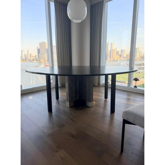 Elegant Vanguard Stafford Dining Table For Sale In New York - Image 6 of 8
