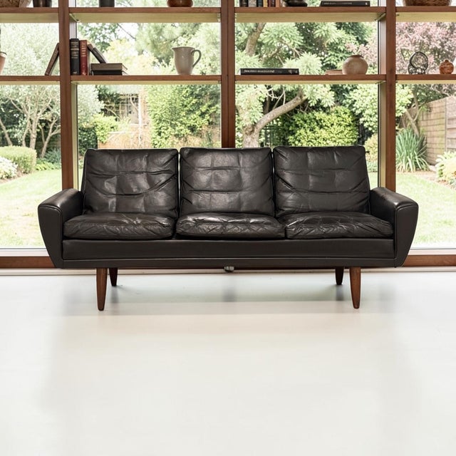 Model 64 Sofa in Black Leather by Georg Thams for Vejen Polstermøbelfabrik, Denmark, 1960s For Sale - Image 6 of 14