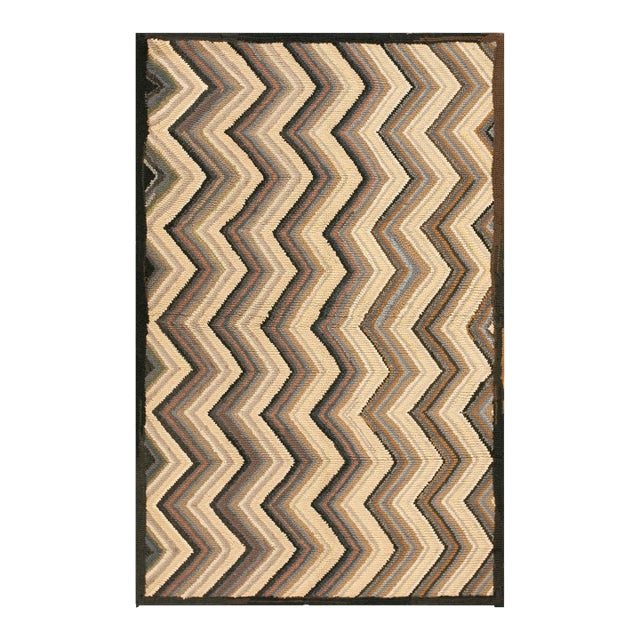 1960s Multibrown Zig Zag Vintage American Hooked Rug 4' X 6' Handknotted Wool Carpet For Sale