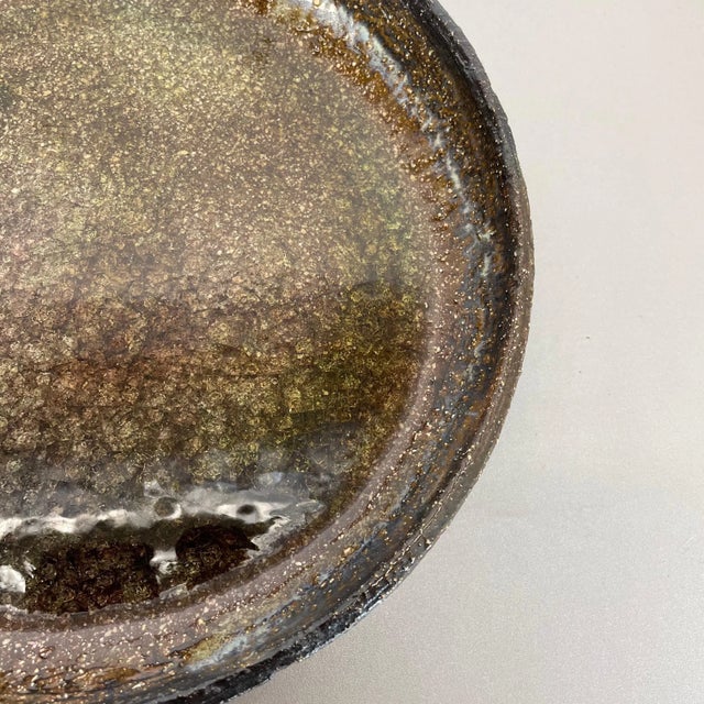 Ceramic Studio Pottery Bowl Shell Element by Gerhard Liebenthron, Germany, 1970s For Sale - Image 10 of 18