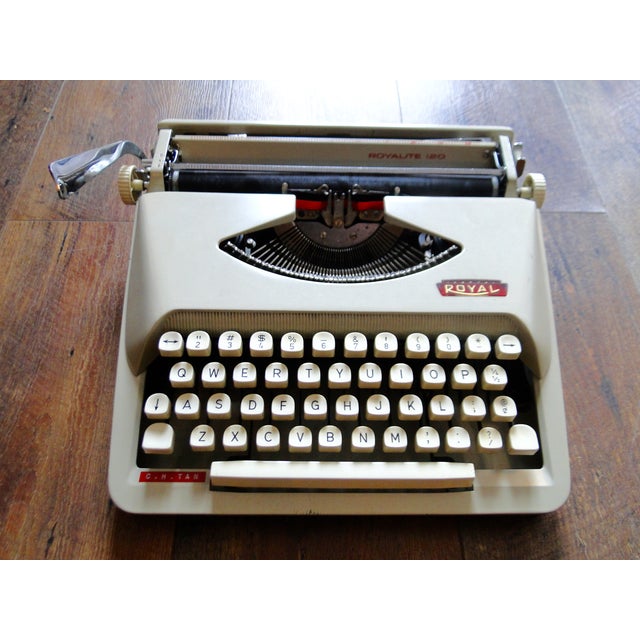 1960s Royal Portable Typewriter Royalite 120 Chairish