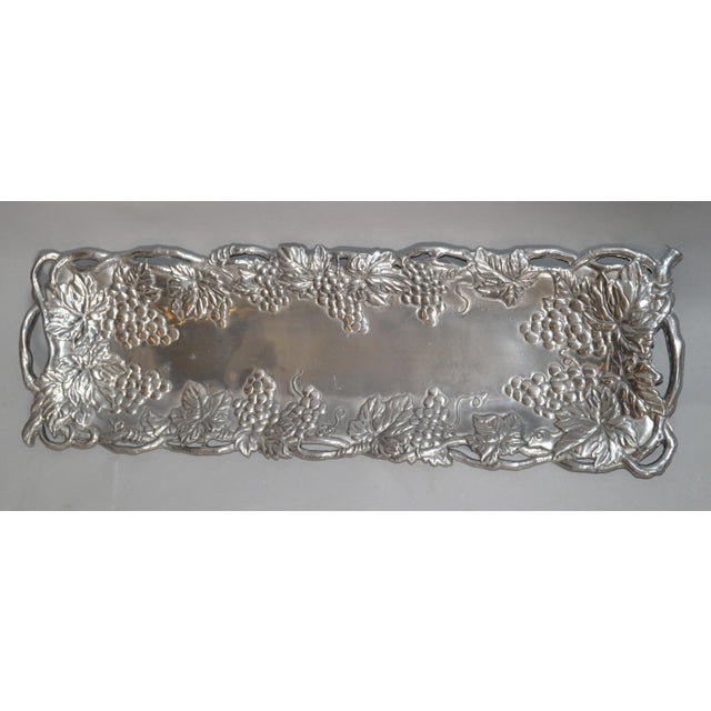 1990s 1990s Repousse Grapes Arthur Court Cast Aluminum Rectangle Serving Platter Tray For Sale - Image 5 of 13