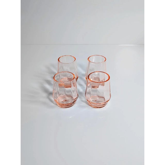 Art Deco Rosaline Glass Liquor Set, 1920, Set of 6 For Sale - Image 3 of 6