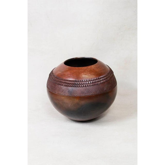 Zulu Pot in Clay For Sale - Image 4 of 5