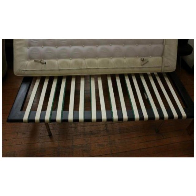 1960s Vintage White Mid Century Barcelona Day Bed Style of Ludwig Mies Van Der Rohe For Sale - Image 5 of 6