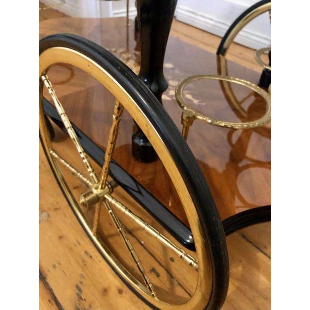 Vintage Colonial Sorrento Farfalla Drop Leaf Serving Trolley with Inlaid Brass Ornaments and Round Hinged Top, 1950s For Sale - Image 17 of 18
