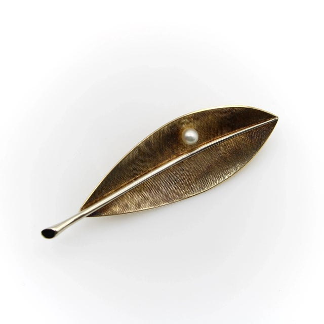 Modern 14K Gold Tiffany & Co. Retro Leaf Brooch For Sale - Image 3 of 6