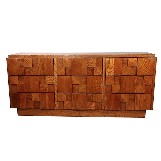 Mid-Century Modern Brutalist Lane Staccato Block Front Nine Drawer Dresser C. 1970's For Sale - Image 3 of 17