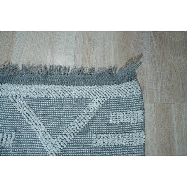 5x8 Vibrant Iris Gray Tribal Geometric Contemporary Handmade Wool Carpet Rug For Sale In New York - Image 6 of 9