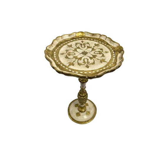 Wood Vintage Italian Florentine Giltwood Pedestal Side Table For Sale - Image 7 of 8