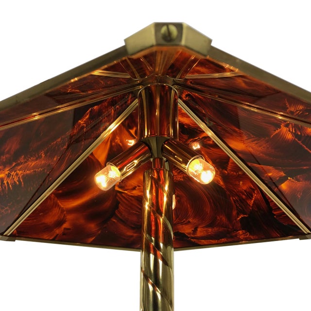 1970s Vintage Brass & Faux Tortoise Acrylic Table Lamp by Sciolari, Italy, 1970s For Sale - Image 5 of 13