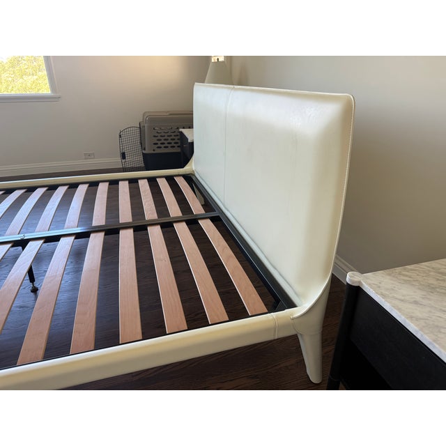 2020s Frag Vella California King Leather Bed — Michele Di Fonzo — Made in Italy — 2022 For Sale - Image 5 of 6