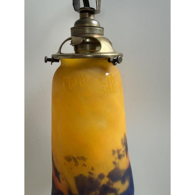 French Art Deco Brass Desk Lamp with Glass Shade from Muller Frères Lunéville, 1920s For Sale - Image 3 of 12