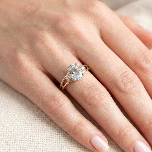 Contemporary Natural Aquamarine Engagement Ring - March Birthstone Ring Us 7 For Sale - Image 3 of 5