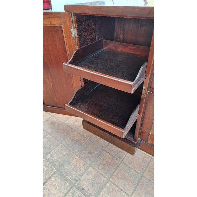 Victorian English Sideboard in Mahogany, 1800s For Sale - Image 3 of 6