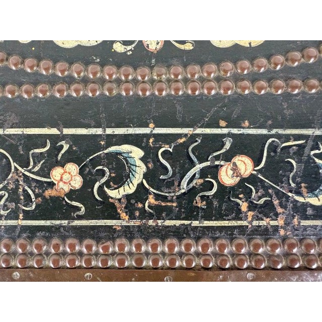 19th Century Hand-Painted American Immigrant Trunk For Sale - Image 17 of 17