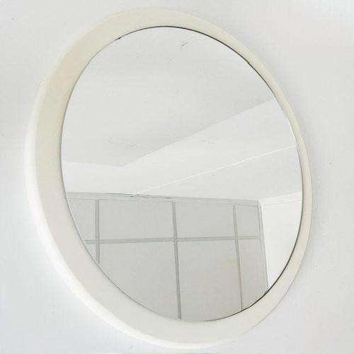 Mid-Century Modern Mid-Century Modern Space Age Italian Mirror in White Wood, 1970s For Sale - Image 3 of 6
