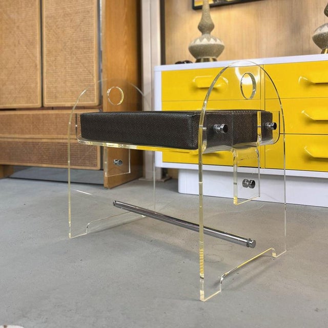 1970s Acrylic Glass Vanity Stool Bench with New Faux Snakeskin Upholstery, 1970 For Sale - Image 5 of 7