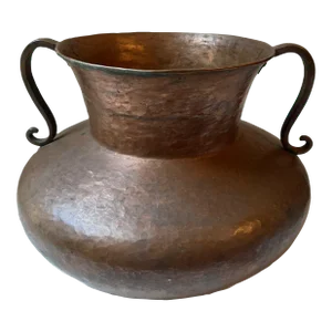 Large Late 19th Century Antique Hammered Copper Pot
