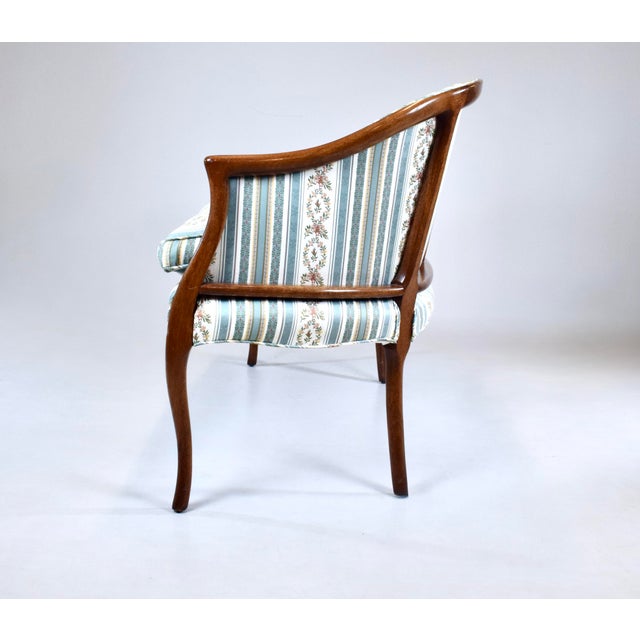 Georgian Mahogany Upholstered Settee, Usa, 1990s For Sale - Image 13 of 13