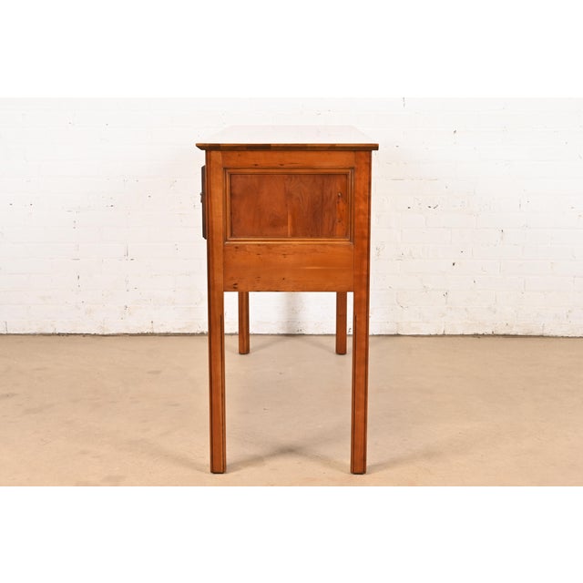 Baker Furniture Style Georgian Burl Wood and English Yew Wood Sideboard Credenza For Sale - Image 10 of 12