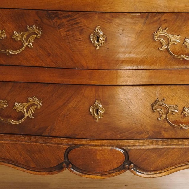 Louis XV Walnut Chest of Drawers, 1900s For Sale - Image 10 of 18