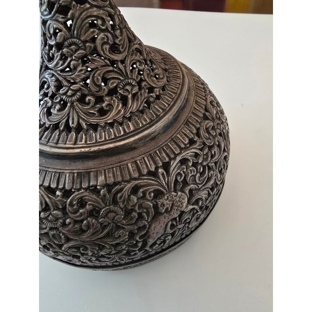 Asian Antique Early 19th Century Antique Silver Domed Filigree Box Museum Quality For Sale - Image 3 of 12