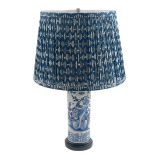 Pair of Blue and White Potcelain Table Lamps- Chinoiserie Floral Ceramic Lamps For Sale