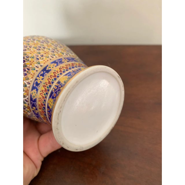 Chinoiserie Early 19th Century / 1800s Vintage Cobalt and Gold Hand Painted Vase - Appraised to $250 For Sale - Image 3 of 5