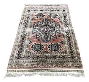 Pakistani Handmade Wool Rug