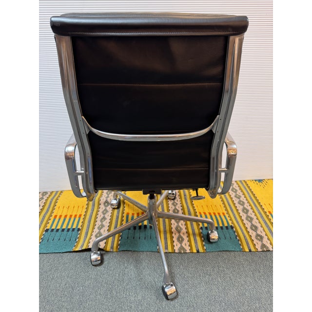 2000 - 2009 Eames for Herman Miller for Executive Office Chair, Vintage For Sale - Image 5 of 12
