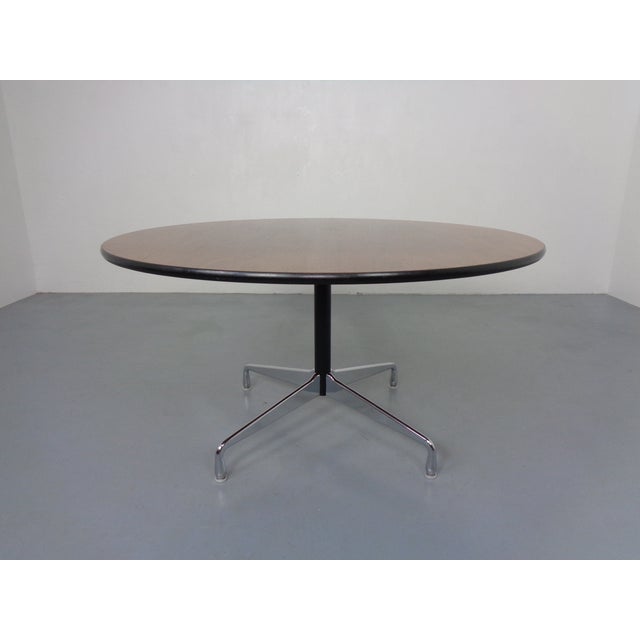 Large Segmented Round Dining Table by Charles & Ray Eames for Herman Miller, 1960s For Sale - Image 12 of 12