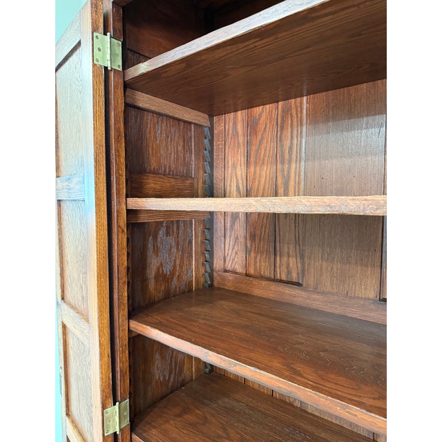 Early 20th Century Tall Oak Cabinet / Pantry For Sale - Image 9 of 18