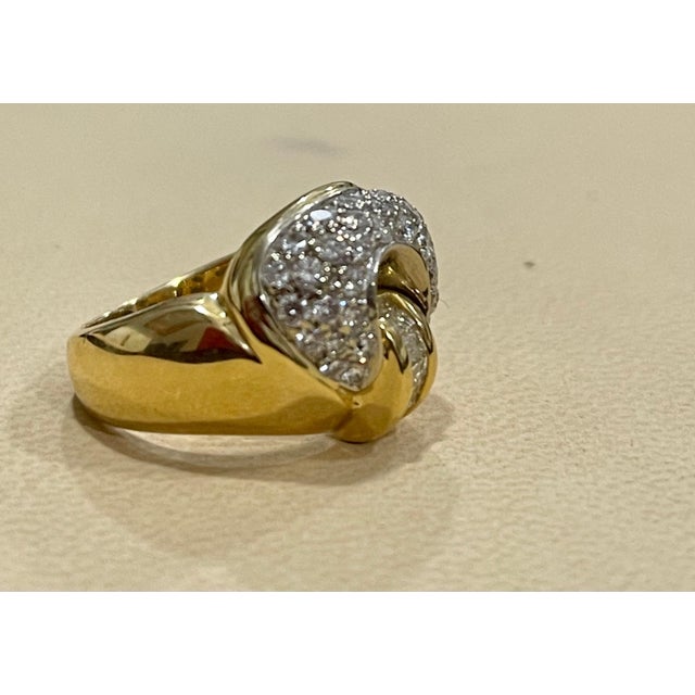2020s 0.75 Carat Diamond Cocktail 18 Karat Yellow Gold Ring, Size 4, vs/ G For Sale - Image 5 of 8