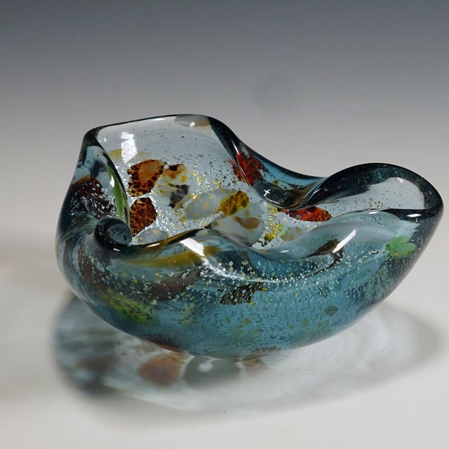 Mid-Century Modern Aureliano Toso (Attr.) Murano Art Glass Bowl 1950s For Sale - Image 3 of 6