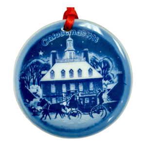 Vintage Bing & Grøndahl Ornament "Christmas Eve in Williamsburg" 1986 First Edition – "Christmas in America" Series, Blue White Porcelain
