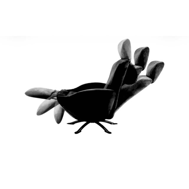 Contemporary Cassina Black Leather Swivel Recline, Made in Italy For Sale - Image 3 of 17