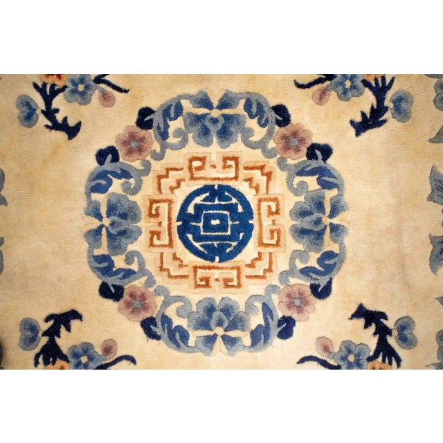 Chinese rug of happiness and long life. Collector's rug in good condition (about 100 years old). Harmonious color scheme...